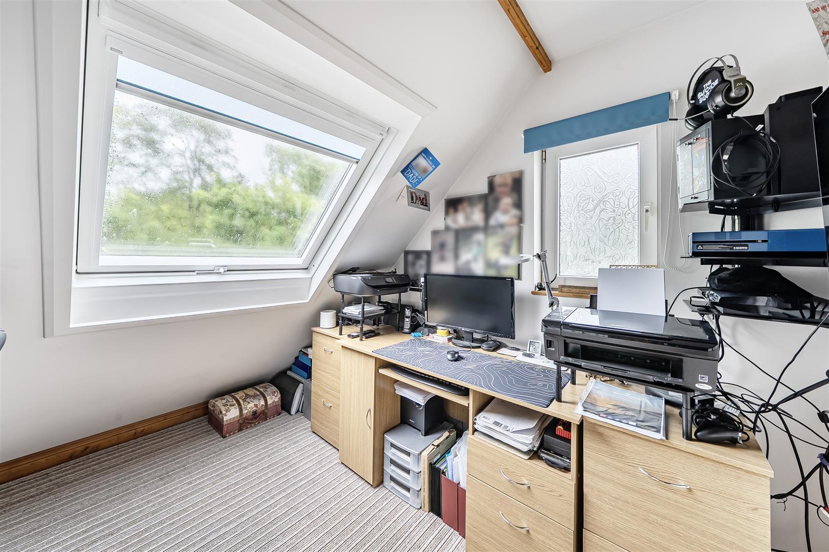 Woodfield Avenue, Pontlliw, Swansea, SA4 9EQ